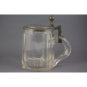 https://antyki-urbaniak.pl/1187-6700-thickbox/glass-mug-with-a-lid-19th-20th-century.jpg