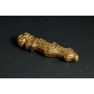 https://antyki-urbaniak.pl/3043-21118-thickbox/case-toolbox-gilded-brass-rococo-1st-half-of-the-19th-century-eighteenth-century.jpg