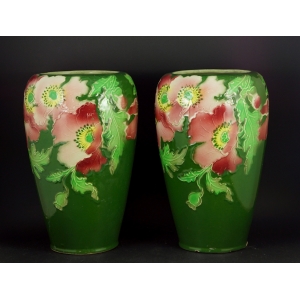 https://antyki-urbaniak.pl/3345-23923-thickbox/jardinier-set-and-2-vases-st-clement-keller-guerin-st-clement-lorraine-france-art-nouveau-circa-1900.jpg