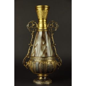 https://antyki-urbaniak.pl/3478-25313-thickbox/vase-loetz-glass-gilded-tin-czech-republic-1887-1890.jpg