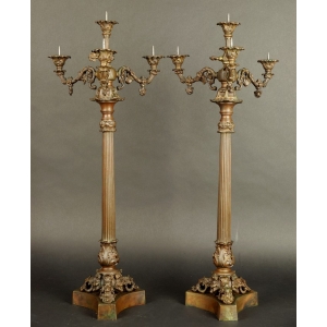 https://antyki-urbaniak.pl/3636-26886-thickbox/a-pair-of-candelabs-bronze-end-of-the-19th-century.jpg