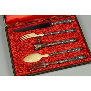 https://antyki-urbaniak.pl/3812-28258-thickbox/-cutlery-for-meat-and-salad-napoleon-iii-france-2nd-half-of-the-19th-century-19th-century.jpg