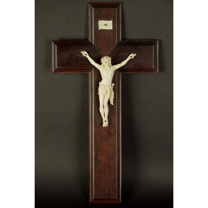 https://antyki-urbaniak.pl/4052-32232-thickbox/crucifix-bone-rosewood-19th-century.jpg