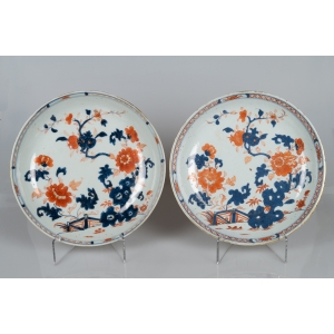https://antyki-urbaniak.pl/4376-35800-thickbox/-pair-of-plates-imari-china-qing-dynasty-kangxi-qianlong-18th-century.jpg