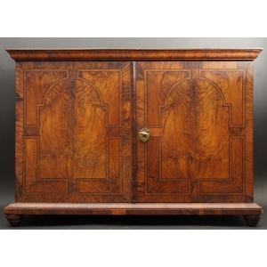 https://antyki-urbaniak.pl/4431-36442-thickbox/classic-cabinet-2nd-half-of-the-19th-century-eighteenth-century.jpg