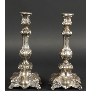 https://antyki-urbaniak.pl/4622-38647-thickbox/pair-of-candles-wmf-germany-19th-century.jpg