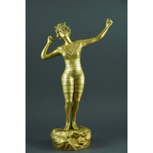https://antyki-urbaniak.pl/4721-39533-thickbox/plazowiczka-noel-gilded-bronze-1920s-30s-twentieth-century.jpg