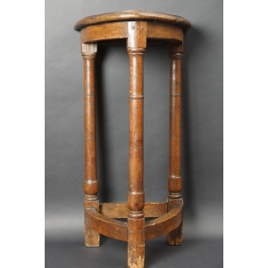 https://antyki-urbaniak.pl/4872-41149-thickbox/table-console-oak-wood-17th-18th-century.jpg