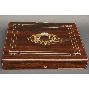 https://antyki-urbaniak.pl/4900-41426-thickbox/game-accessories-box-france-2nd-half-of-the-19th-century-19th-century.jpg
