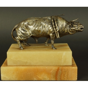 https://antyki-urbaniak.pl/5015-42557-thickbox/bull-silvered-bronze-onyx-19th-20th-century.jpg