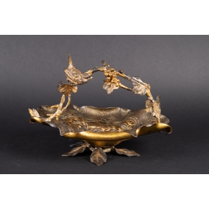 https://antyki-urbaniak.pl/5131-43877-thickbox/-patera-japanese-basket-gilded-bronze-france-2nd-half-of-the-19th-century.jpg