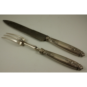 https://antyki-urbaniak.pl/728-3762-thickbox/meat-knife-and-fork-paris-19th-century.jpg